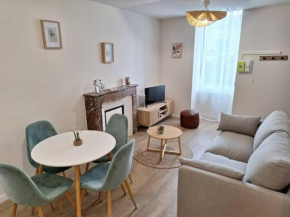 Appartement centre-ville avec cour privative
